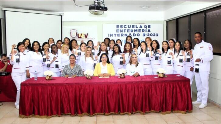 Escuela de Enfermería de la UNEV realiza acto de internado correspondiente al cuatrimestre 3-2023