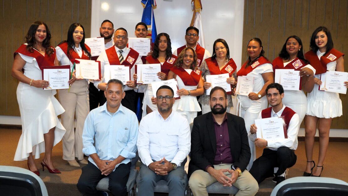 UNEV fortalece la formación del talento humano en salud con la graduación de nuevos profesionales en Instrumentación Quirúrgica
